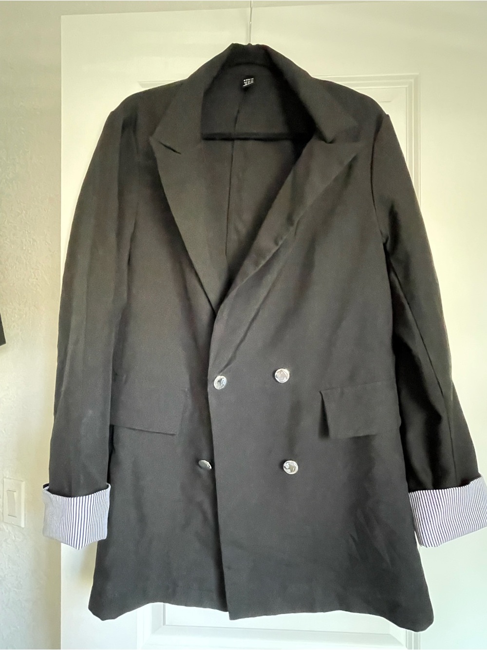 SHEIN Black Double-Breasted Pea Coat with Striped Cuff Detail